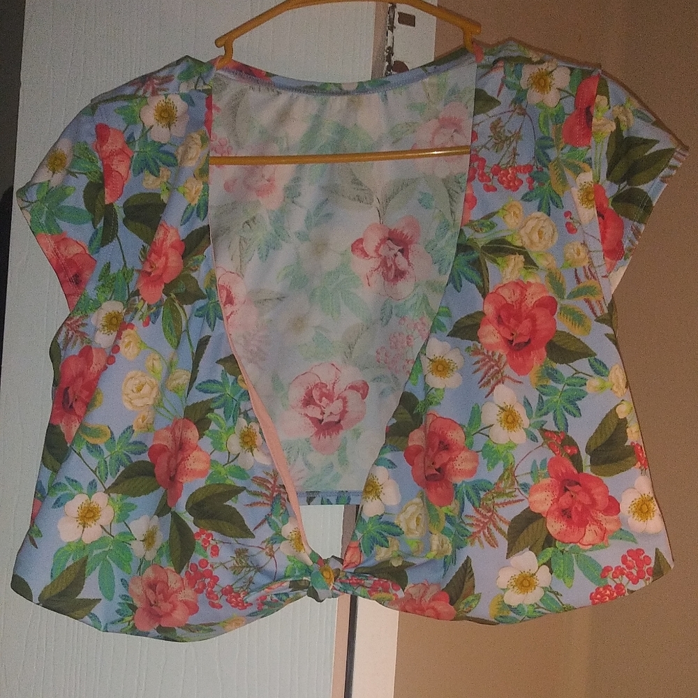 Beach Betty swimsuit top